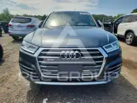 2018 Audi SQ5 photo