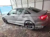 2018 Audi RS3 photo