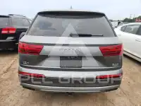 2018 Audi Q7 photo