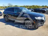 2018 Audi Q7 photo
