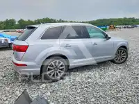 2018 Audi Q7 photo