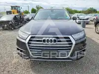 2018 Audi Q7 фото