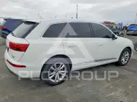 2018 Audi Q7 photo