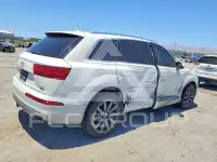2018 Audi Q7 фото