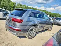 2018 Audi Q7 фото