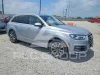 2018 Audi Q7 photo