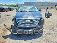 2018 Cadillac XT5 photo