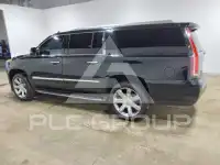 2018 Cadillac ESCALADE photo