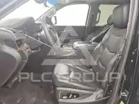 2018 Cadillac ESCALADE фото