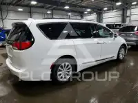 2018 Chrysler PACIFICA фото
