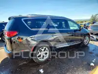 2018 Chrysler PACIFICA фото