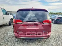 2018 Chrysler PACIFICA photo