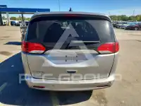 2018 Chrysler PACIFICA photo