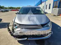 2018 Chrysler PACIFICA photo