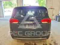 2018 Chrysler PACIFICA photo