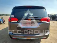 2018 Chrysler PACIFICA photo