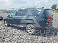 2018 Chrysler PACIFICA photo