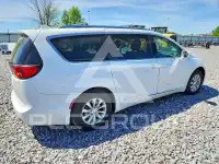 2018 Chrysler PACIFICA photo