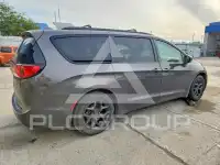 2018 Chrysler PACIFICA фото