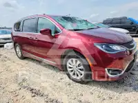 2018 Chrysler PACIFICA фото