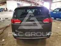 2018 Chrysler PACIFICA photo