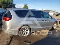 2018 Chrysler PACIFICA фото