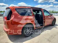 2018 Chrysler PACIFICA фото