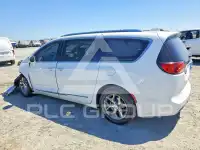2018 Chrysler PACIFICA photo
