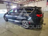 2018 Chrysler PACIFICA photo