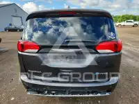 2018 Chrysler PACIFICA photo