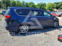 2018 Chrysler PACIFICA photo