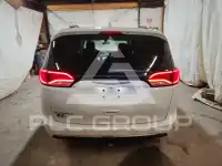 2018 Chrysler PACIFICA фото