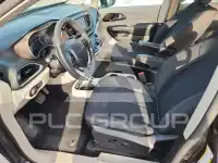 2018 Chrysler PACIFICA photo