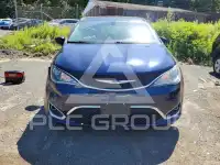 2018 Chrysler PACIFICA photo