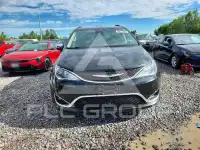 2018 Chrysler PACIFICA photo