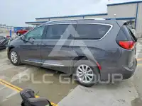 2018 Chrysler PACIFICA фото
