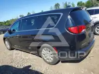 2018 Chrysler PACIFICA фото