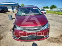 2018 Chrysler PACIFICA photo