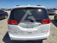 2018 Chrysler PACIFICA photo