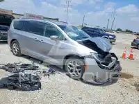 2018 Chrysler PACIFICA photo
