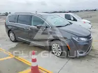2018 Chrysler PACIFICA фото