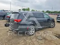 2018 Chrysler PACIFICA фото