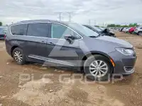 2018 Chrysler PACIFICA фото