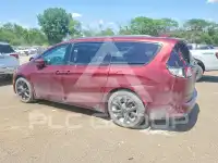 2018 Chrysler PACIFICA photo