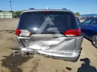 2018 Chrysler PACIFICA фото