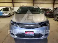 2018 Chrysler PACIFICA photo