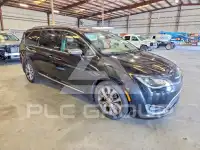 2018 Chrysler PACIFICA photo