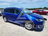 2018 Chrysler PACIFICA фото