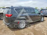 2018 Chrysler PACIFICA фото