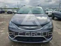 2018 Chrysler PACIFICA фото
